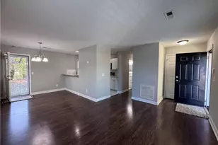 204 Bingham St, Greensboro, NC 27401 - Photo 3