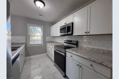 204 Bingham Street, Greensboro, NC 27401 - Photo 9