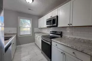 204 Bingham St, Greensboro, NC 27401 - Photo 9