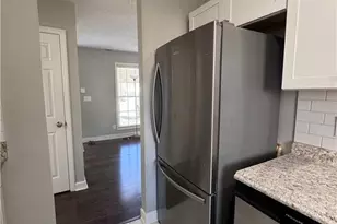 204 Bingham St, Greensboro, NC 27401 - Photo 11