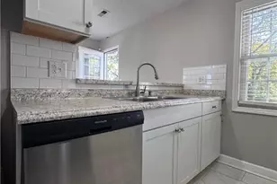 204 Bingham St, Greensboro, NC 27401 - Photo 13