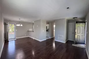 204 Bingham St, Greensboro, NC 27401 - Photo 7