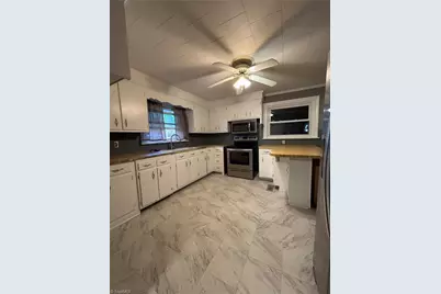 139 E Side Drive, Mount Airy, NC 27030 - Photo 3