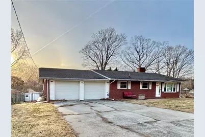 139 E Side Drive, Mount Airy, NC 27030 - Photo 3