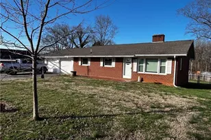 139 East Side Dr, Mount Airy, NC 27030 - Photo 1