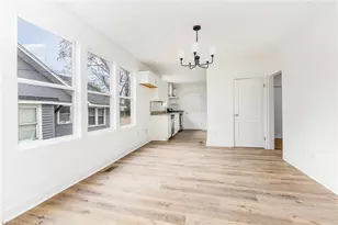 8 School St, Thomasville, NC 27360 - Photo 11