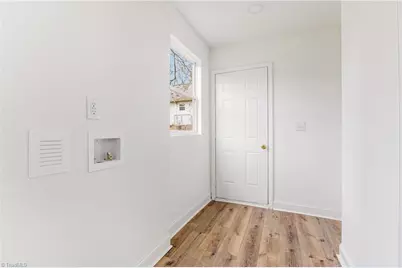 8 School Street, Thomasville, NC 27360 - Photo 25