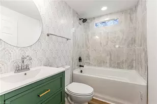 8 School St, Thomasville, NC 27360 - Photo 19