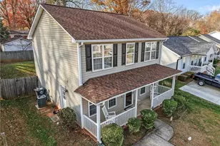 3703 Sherbourne Ln, Greensboro, NC 27405 - Photo 15