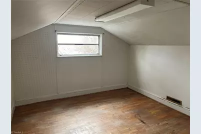 2012 Chapel Hill Road, Burlington, NC 27215 - Photo 15