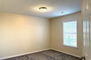 2600 Pennoak Way, Greensboro, NC 27407 - Photo 17