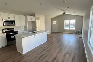 707 Trotter St, Thomasville, NC 27360 - Photo 3