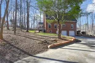 7449 Old Farm Rd, Thomasville, NC 27360 - Photo 41