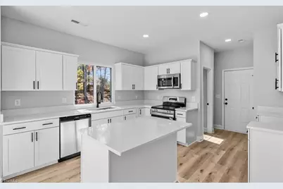 510 Greenwood Drive, High Point, NC 27262 - Photo 11