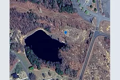 1901 Carver Drive, Roxboro, NC 27573 - Photo 5