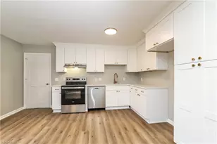 1089 Valley Dr, Graham, NC 27253 - Photo 11