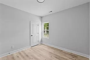 1175 Flora Ave, Burlington, NC 27217 - Photo 21