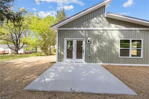 609 N Marshall St, Graham, NC 27253 - Photo 5