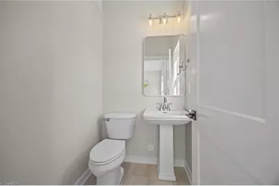 207 E Parker Street, Graham, NC 27253 - Photo 21