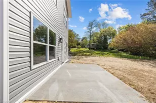 207 E Parker St, Graham, NC 27253 - Photo 7
