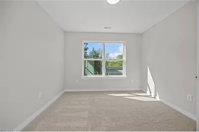 207 E Parker Street, Graham, NC 27253 - Photo 27