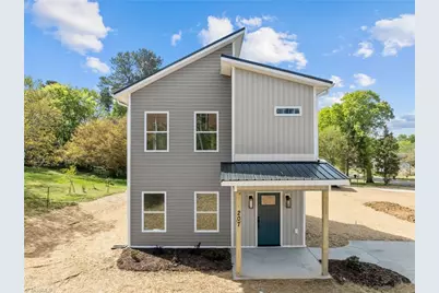 207 E Parker Street, Graham, NC 27253 - Photo 1