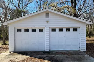 1835 Thompson Dr, Winston-Salem, NC 27127 - Photo 39