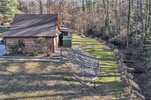 172 Laurel Mountain Rd, North Wilkesboro, NC 28659 - Photo 5