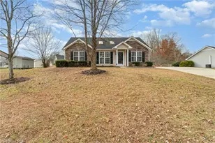 4314 McCarron Ct, Greensboro, NC 27406 - Photo 3