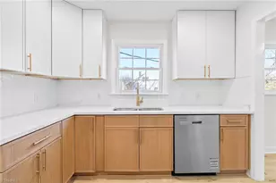 1020 Lakeside Ave, Burlington, NC 27217 - Photo 9