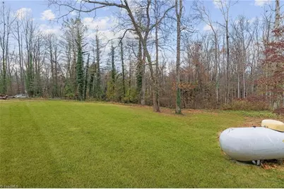 7300 Prentiss Road, Greensboro, NC 27409 - Photo 29