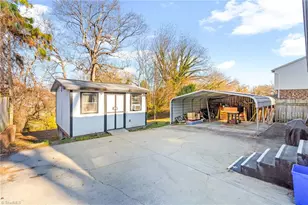 1710 Wood Ave, Burlington, NC 27215 - Photo 11