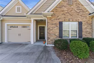 6231 Queens Gate Ct, Clemmons, NC 27012 - Photo 3