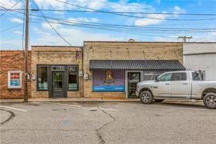 501 E Main St, Yadkinville, NC 27055 - Photo 27