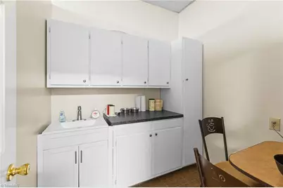 501 E Main Street, Yadkinville, NC 27055 - Photo 5