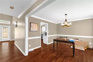 9 Compton Ct, Greensboro, NC 27407 - Photo 3