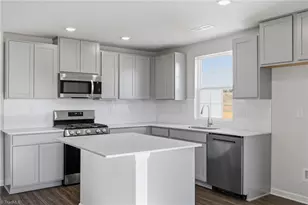 168 Plumtree Ct, King, NC 27021 - Photo 9