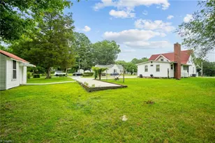 2037 Waughtown St, Winston-Salem, NC 27107 - Photo 25