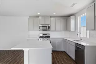 176 Plumtree Ct, King, NC 27021 - Photo 9