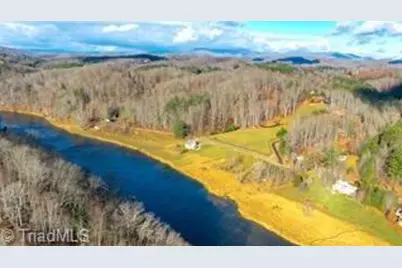 7 Legra Road, Grassy Creek, NC 28631 - Photo 33