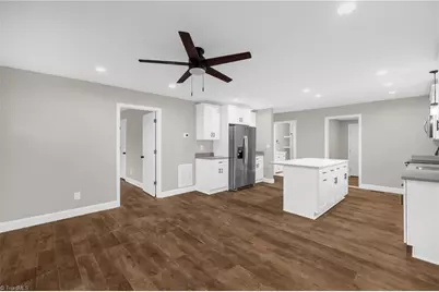 1107 Walnut Street, Reidsville, NC 27320 - Photo 9