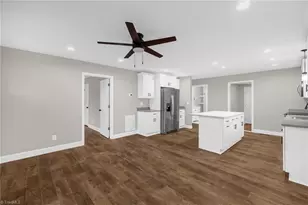 1107 Walnut St, Reidsville, NC 27320 - Photo 9