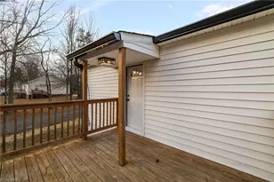 800 Essex Rd, Winston-Salem, NC 27105 - Photo 29