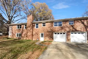 2297 Lakeview Terrace, Burlington, NC 27215 - Photo 5