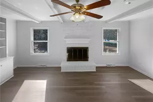 2297 Lakeview Terrace, Burlington, NC 27215 - Photo 3