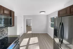 2297 Lakeview Terrace, Burlington, NC 27215 - Photo 11