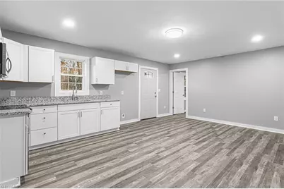 424 Rocky Knoll Road, Greensboro, NC 27406 - Photo 9