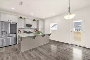 5822 Springer Dr, Greensboro, NC 27405 - Photo 11