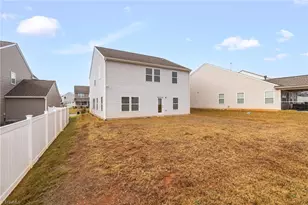 5822 Springer Dr, Greensboro, NC 27405 - Photo 29