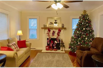 818 W Lebanon Street, Mount Airy, NC 27030 - Photo 7